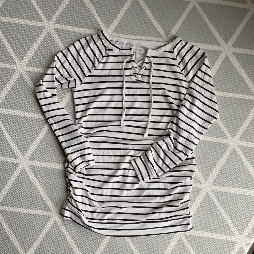 Maternity long sleeve top
